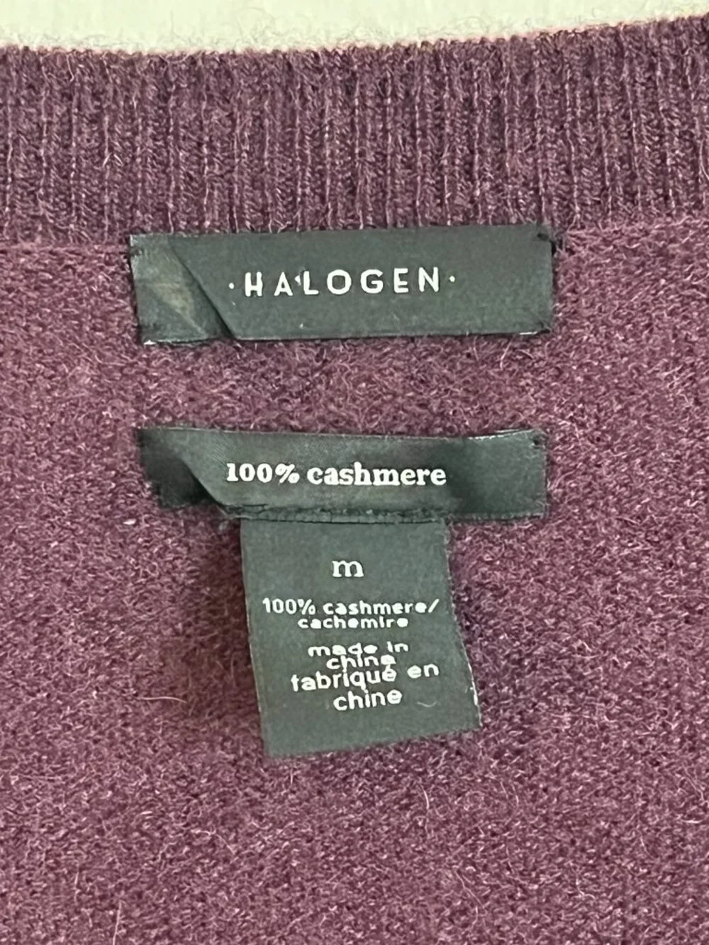 Halogen Women's Purple 100% Cashmere V-Neck Sweater Size M Preppy Quiet Luxury